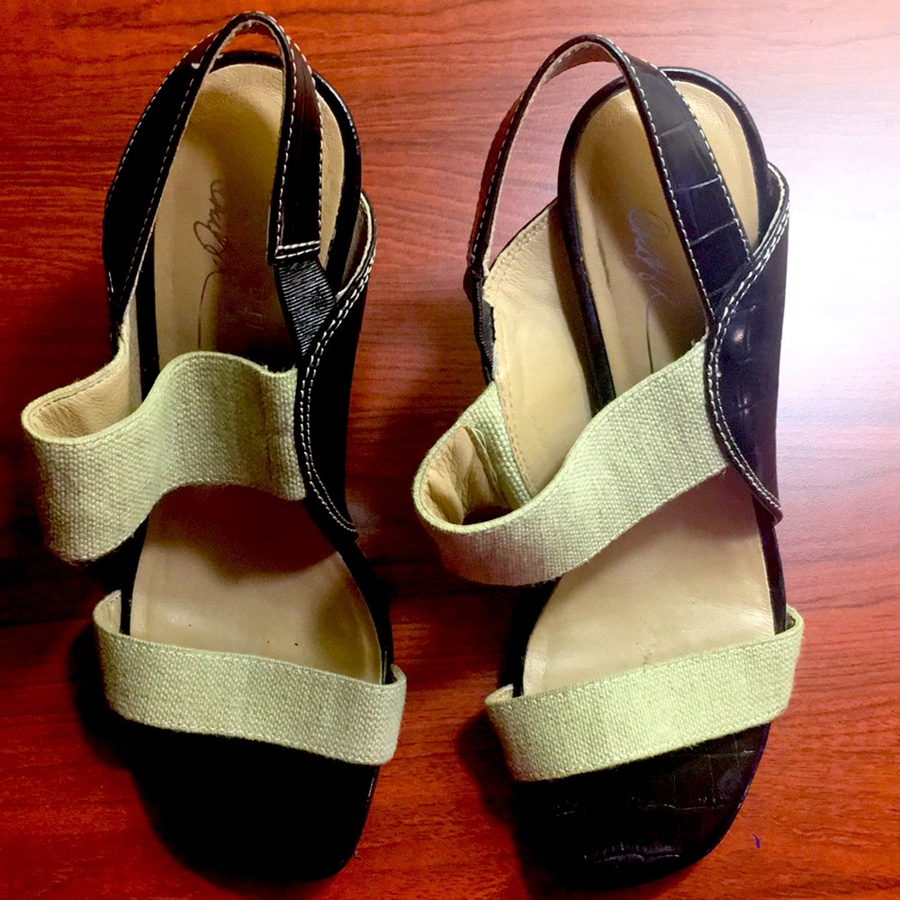 Donald J Pliner Heels Size 7 Women’s